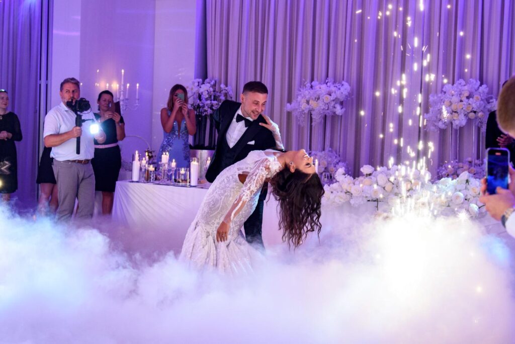 Prvi ples za mladence Koreografije za prvi ples Instrukcije za ples Love at First Dance Priprema za vjenčanje ples Plesne poduke za parove