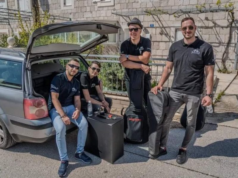 bend Škorpioni bend za vjenčanje uživo glazba za svadbene svečanosti uživo glazba za vjenčanje muzika za ceremoniju vjenčanja DJ za svadbenu zabavu DJ i bend za vjenčanja