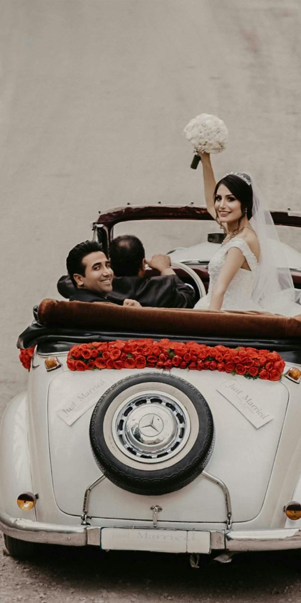 najam limuzine za vjenčanje oldtimer za vjenčanje luksuzni auto za svadbene svečanosti vozilo za mladence dolazak na vjenčanje u limuzini vintage auto za vjenčanje